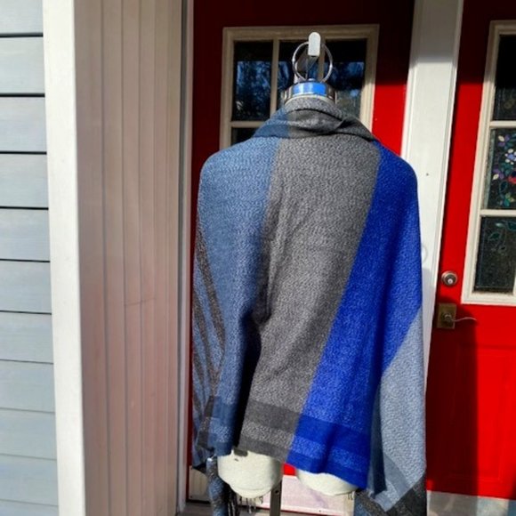 Women's Wrap by Zighilli - NWT - Picture 5 of 11